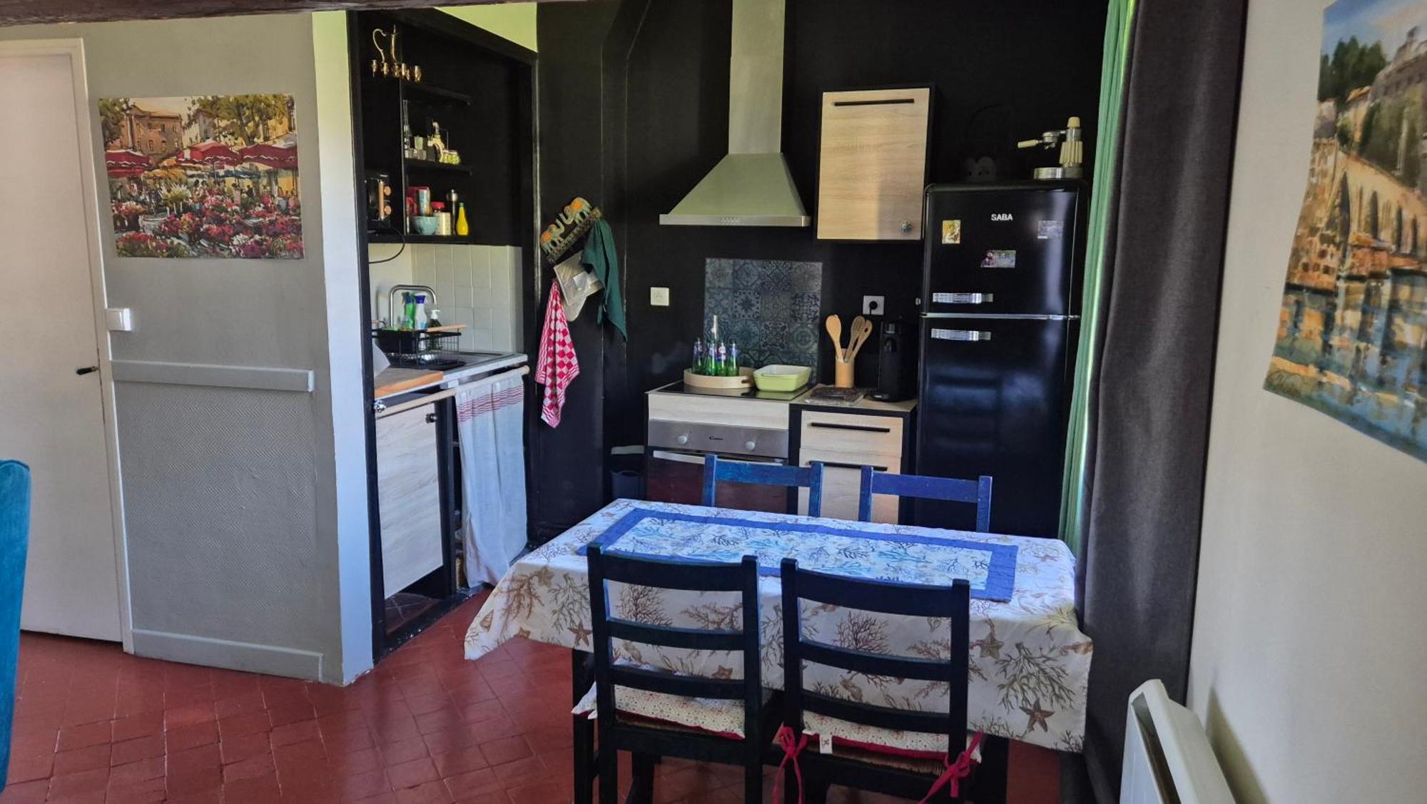 Apartamento Un Nid Sur Les Toits Face Au Palais Des Papes Aviñón Exterior foto